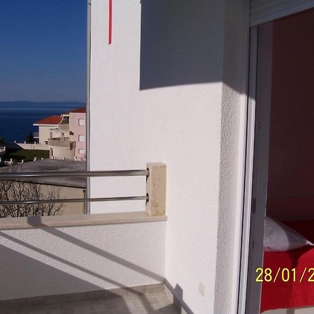Apartments Perdijic Nemira Оміш Екстер'єр фото