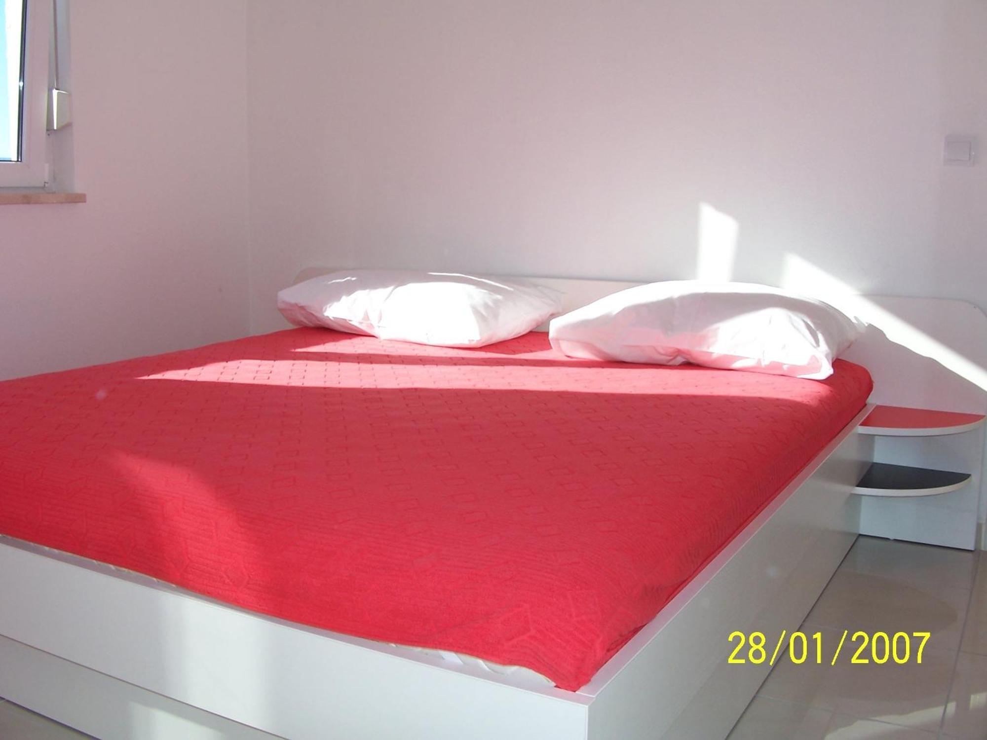 Apartments Perdijic Nemira Оміш Екстер'єр фото