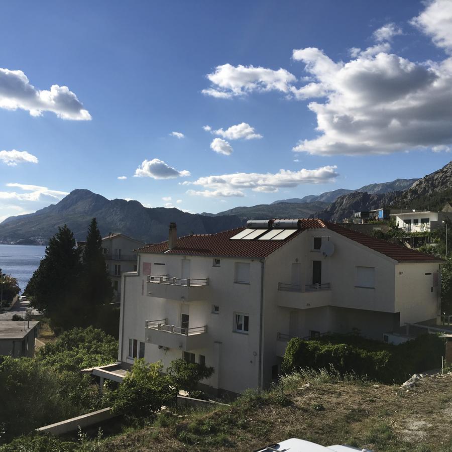 Apartments Perdijic Nemira Оміш Екстер'єр фото